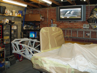 Rear end primed - note the TV :-) Rear end primed - note the TV :-)